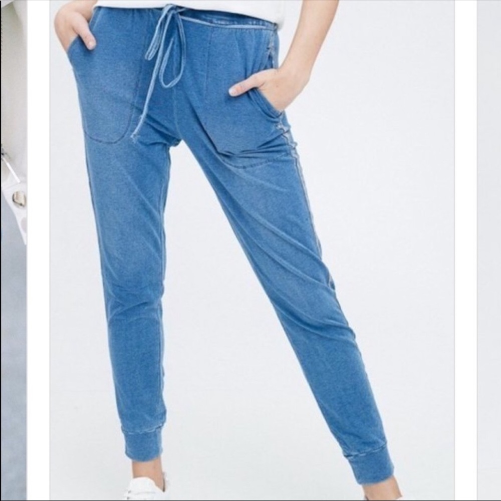 Cotton Denim Jogger - Picture 5 of 7